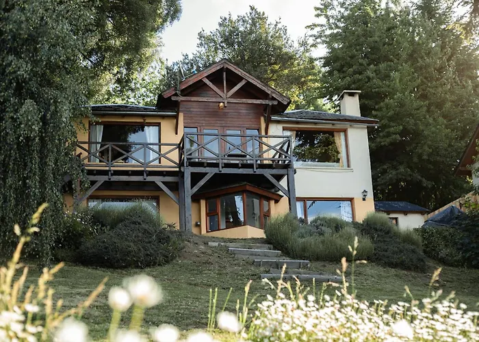 Casa Del Arbol